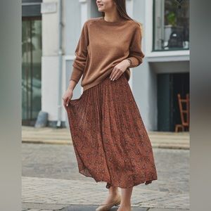Uniqlo C brown midi / maxi skirt by British designer Claire Waight Keller